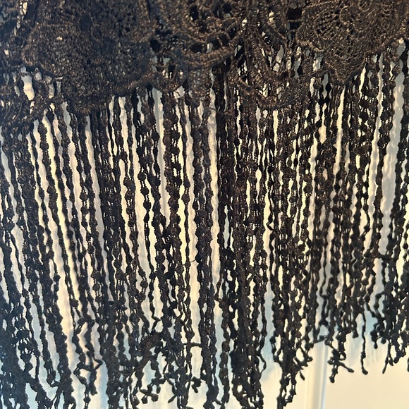 Black sexy sweater with fringes - Picture 4 of 4